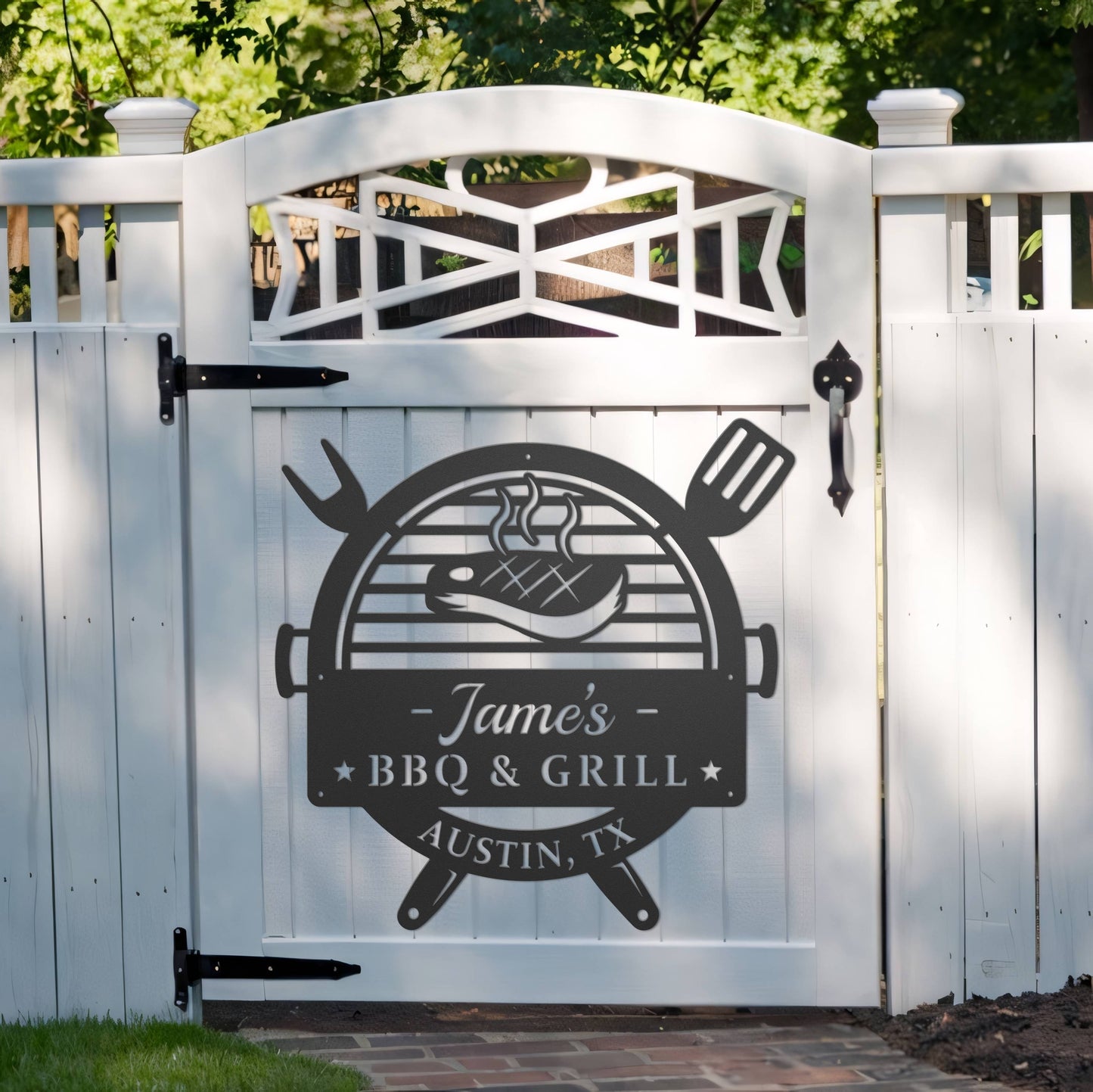 BBQ & Grill – Metal Sign (Personalized)