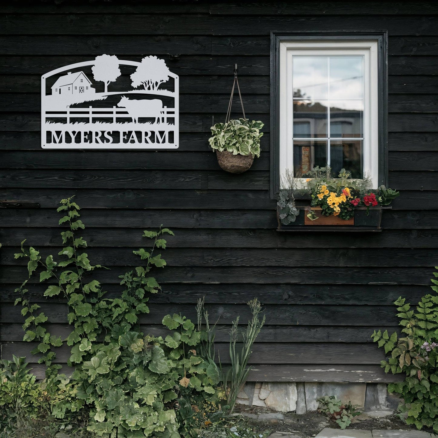 Family Farm – Metal Sign (Personalized)